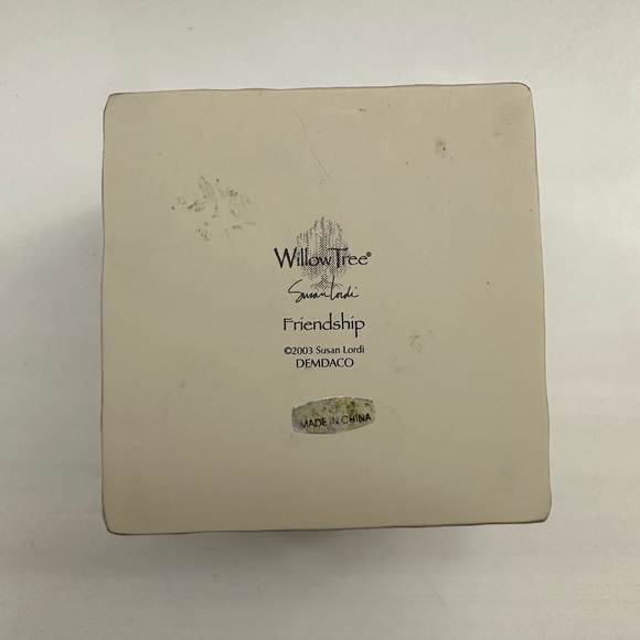 Willow Tree Friendship Box - Picture 5 of 6